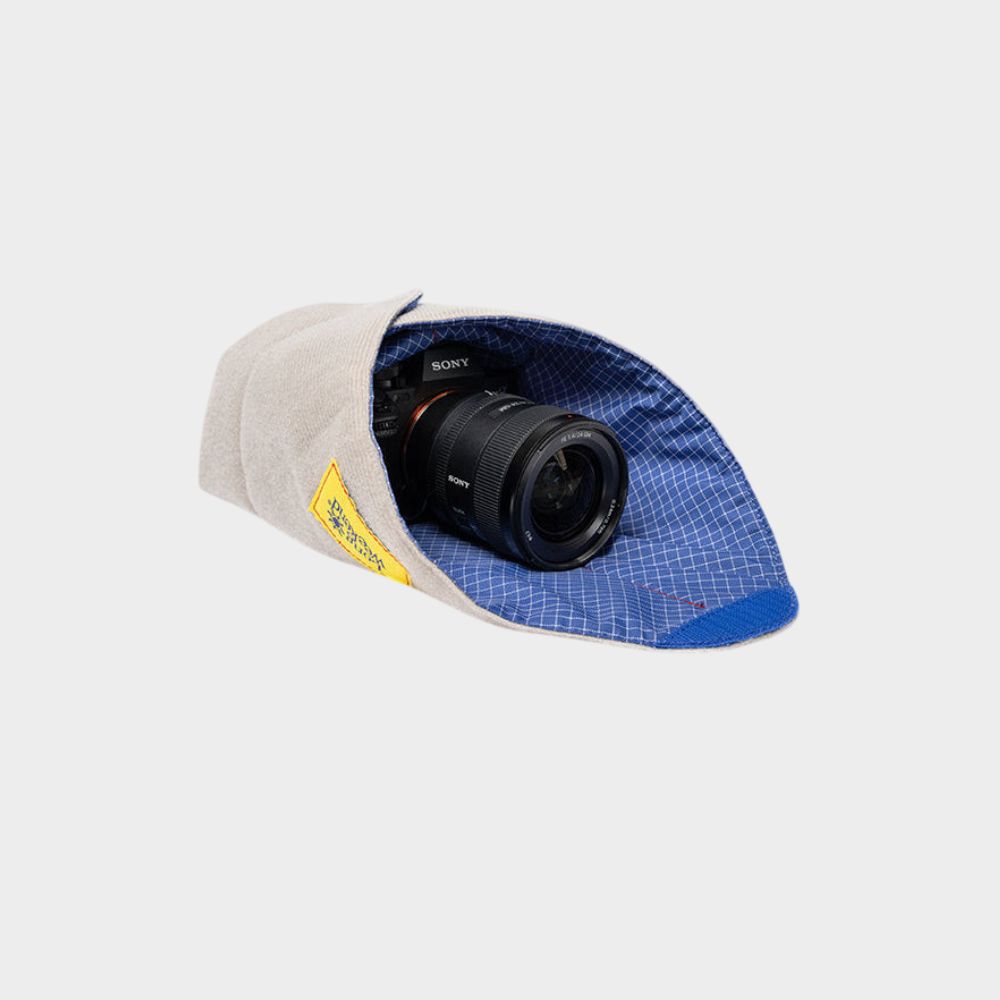 Mata ochronna Long Weekend Padded Camera Wrap 16"x16"